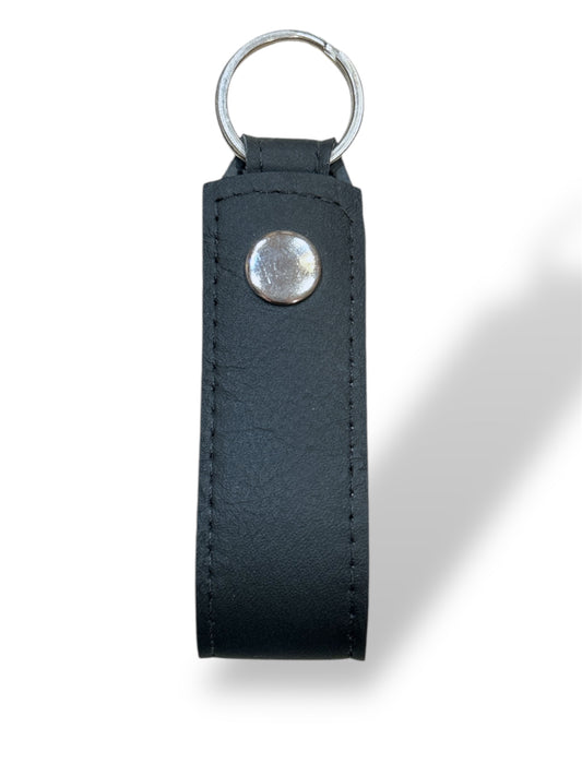 Llavero de cuero negro con argolla