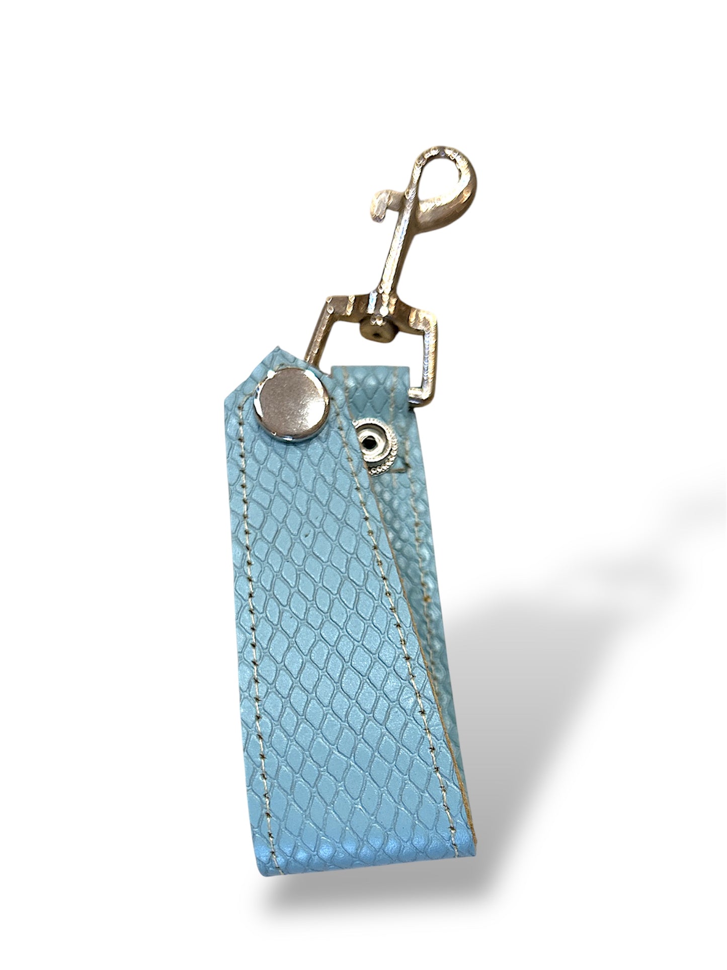 Llavero de cuero crocco celeste