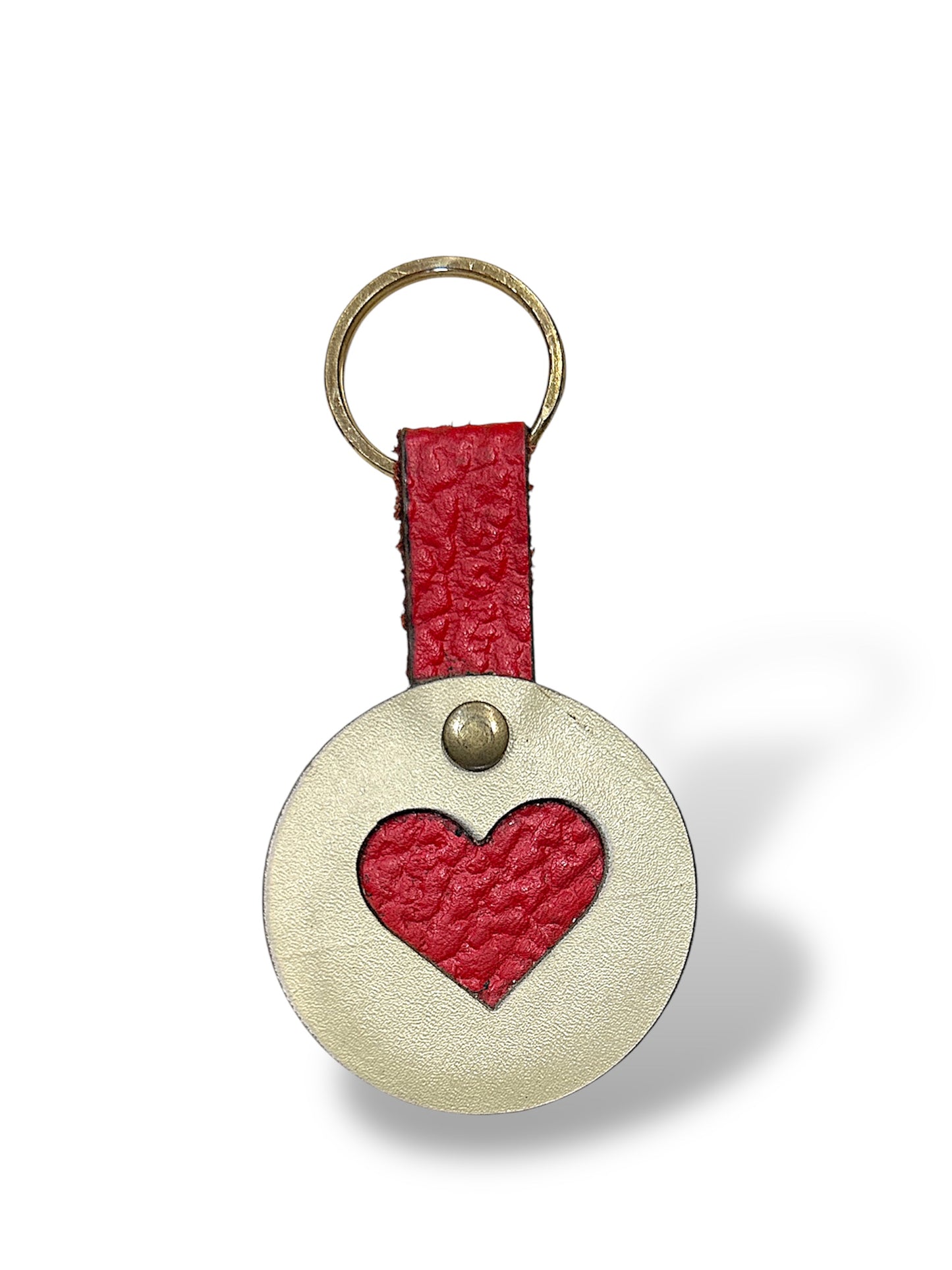 Llavero de cuero corazón.