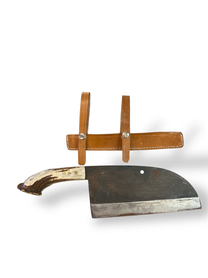 Cuchillo tipo hachuela.