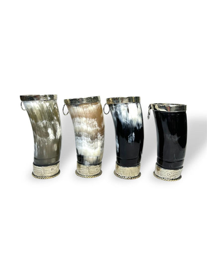 Guampa para terere de cuerno con borde en alpaca o bronce  grande